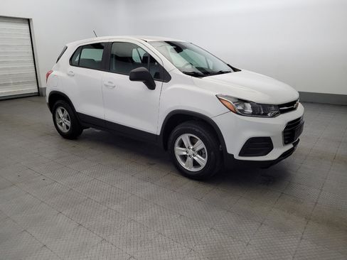Used 2019 Chevrolet Trax LS image 13