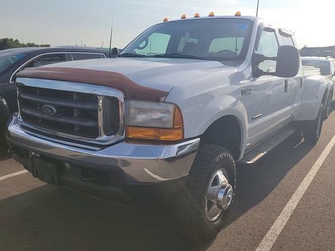 Used 2001 Ford F350 4x4 Crew Cab DRW Super Duty image 1