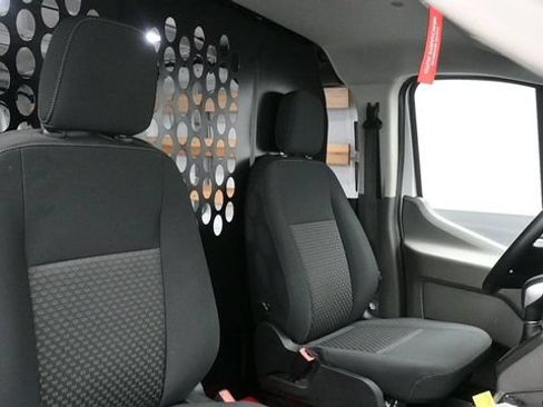 Used 2025 Ford Transit 250 Low Roof w/ Exterior Upgrade Package RWD image 20