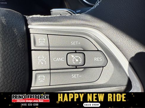 New 2025 Jeep Grand Cherokee 4WD image 21