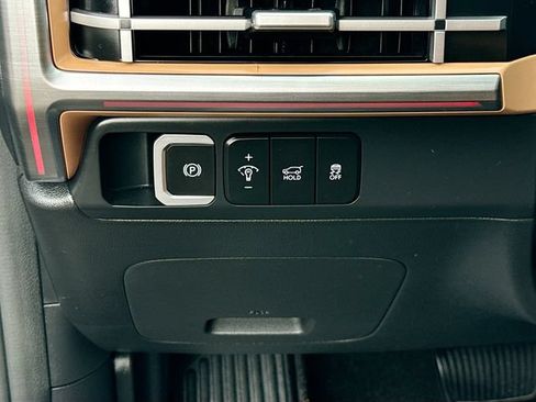 Certified 2026 Hyundai Santa Fe Limited FWD image 10