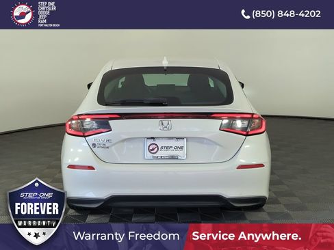 Used 2022 Honda Civic LX image 5