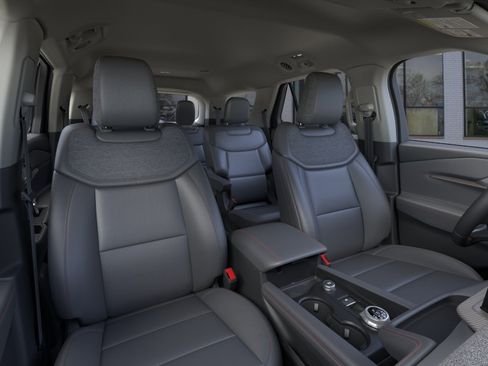New 2026 Ford Explorer Active w/ Active Comfort Package image 10