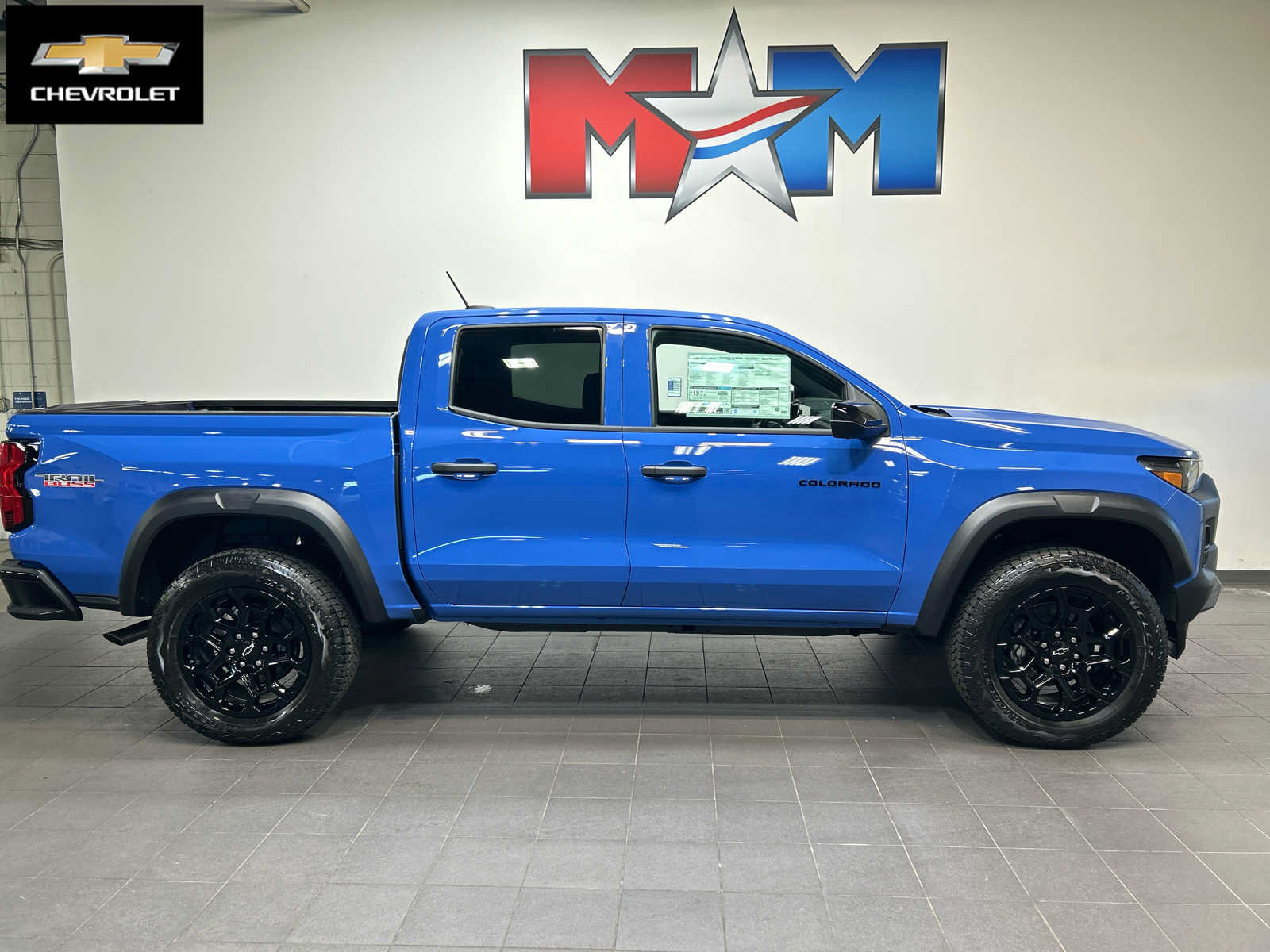New 2026 Chevrolet Colorado Trail Boss AWD/4WD image 1