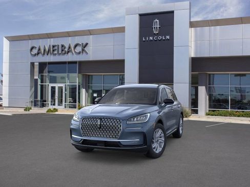 New 2026 Lincoln Corsair Premiere image 2