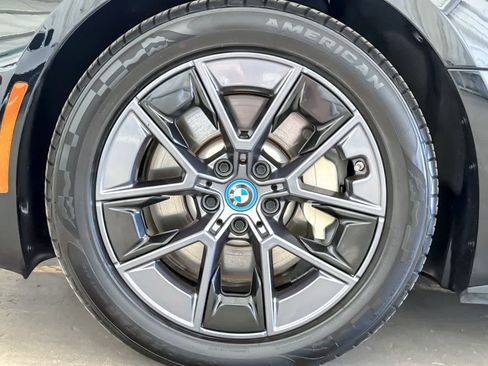 Used 2023 BMW i4 eDrive35 w/ Premium Package RWD image 26