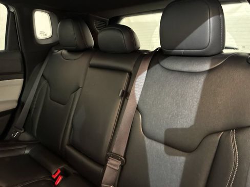 Used 2025 Jeep Compass Limited AWD/4WD image 11