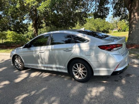 Used 2018 Hyundai Sonata SE FWD image 4