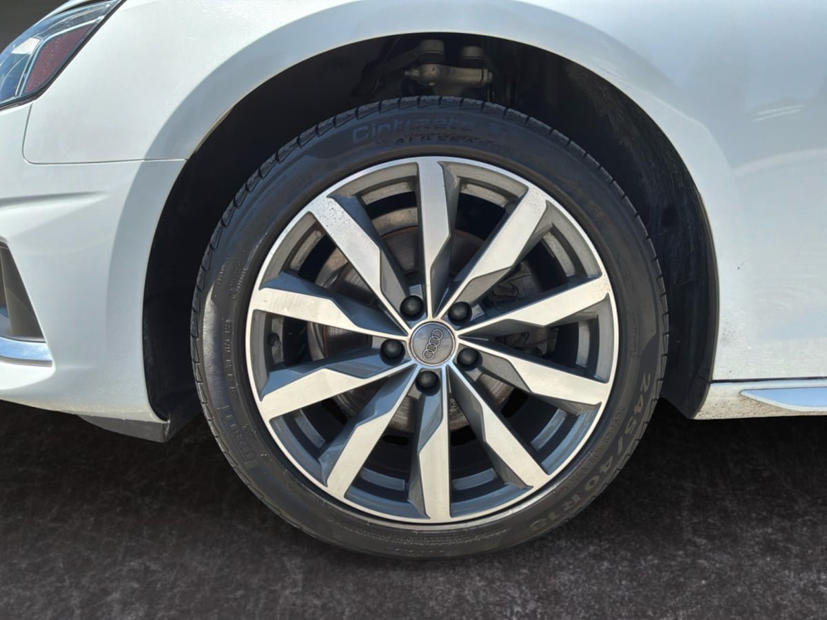 Used 2020 Audi A4 2.0T Premium Plus w/ Premium Plus Package FWD image 9