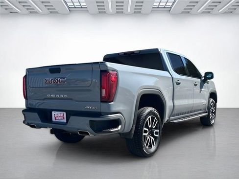 Used 2024 GMC Sierra 1500 AT4 w/ Technology Package image 4