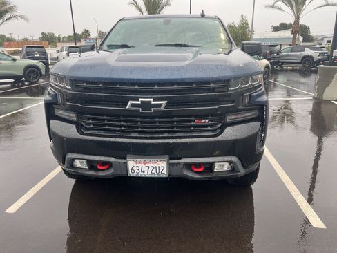 Used 2019 Chevrolet Silverado 1500 LT Trail Boss image 3
