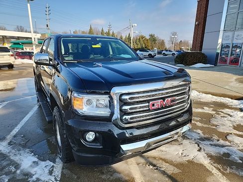 Used 2017 GMC Canyon SLT w/ Driver Alert Package image 5