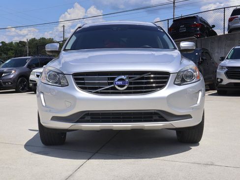 Used 2016 Volvo XC60 T5 Platinum FWD image 10