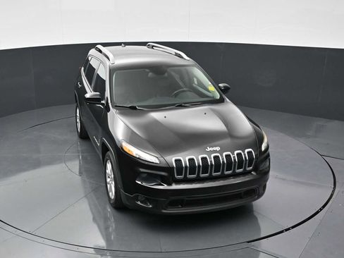 Used 2014 Jeep Cherokee Latitude FWD image 14