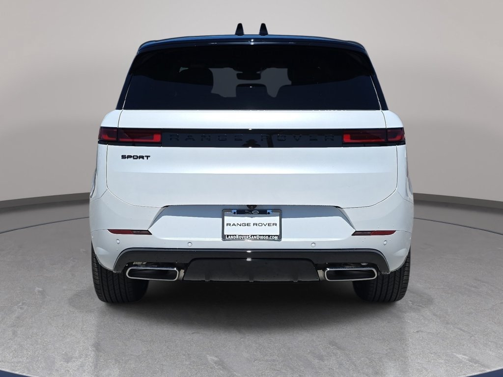 New 2026 Land Rover Range Rover Sport Dynamic SE AWD/4WD image 6