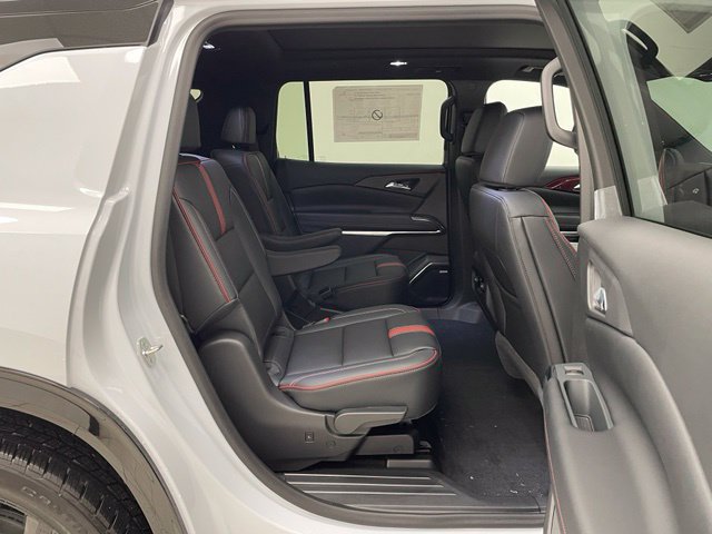New 2027 Chevrolet Traverse RS w/ LPO, Floor Liner Package AWD/4WD image 16