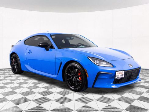 Used 2022 Toyota GR86 Premium w/ ALL Weather Mat Package (TMS) RWD image 19