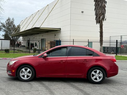 Used 2012 Chevrolet Cruze LT image 2