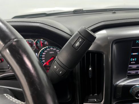 Used 2017 Chevrolet Silverado 1500 LTZ Z71 w/ LTZ Plus Package AWD/4WD image 28