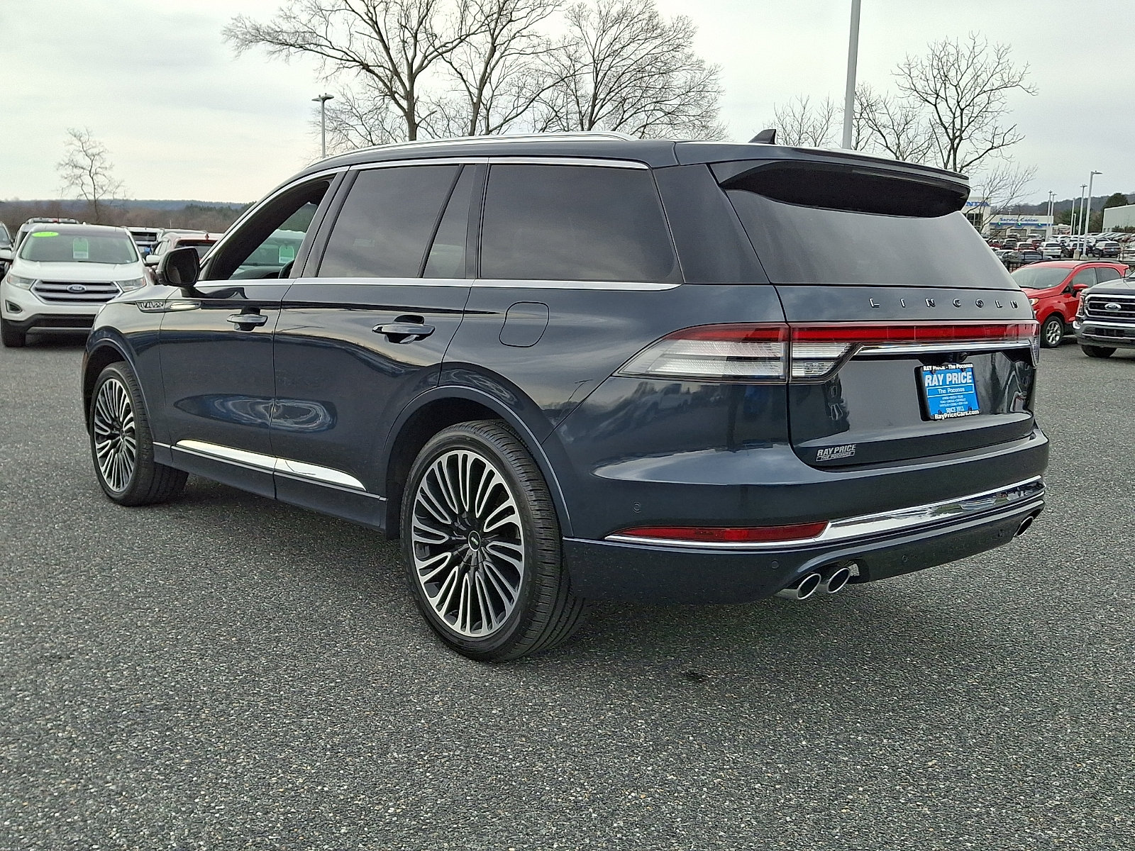 Certified 2023 Lincoln Aviator Black Label AWD/4WD image 5