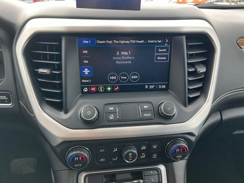 Used 2023 GMC Acadia SLE w/ Driver Convenience Package image 37