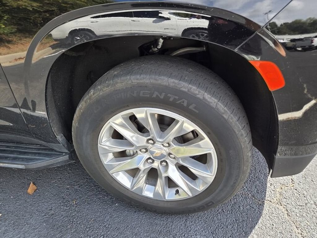 Used 2022 Chevrolet Tahoe Premier RWD image 8