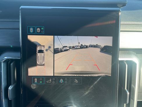 Used 2025 GMC Acadia Elevation image 25