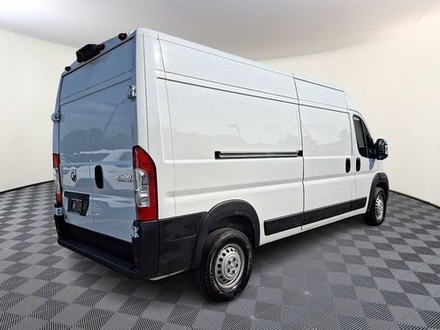 Used 2025 RAM ProMaster 2500 w/ Convenience Group FWD image 6