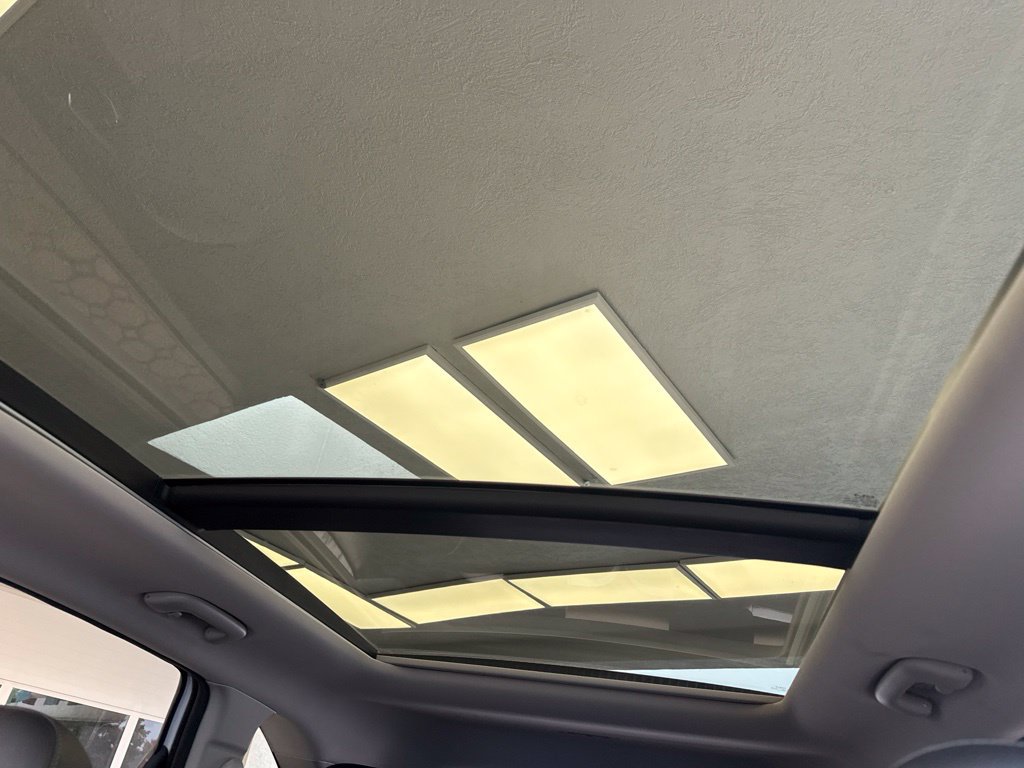 Used 2022 Kia Sorento S w/ Panoramic Sunroof Package AWD/4WD image 24