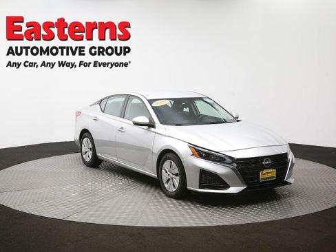 Used 2023 Nissan Altima 2.5 S image 49