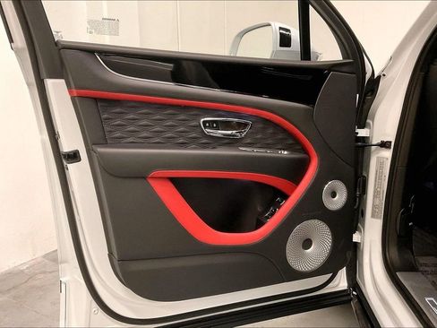 New 2026 Bentley Bentayga Speed image 19