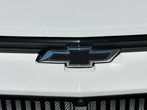 Used 2024 Chevrolet Equinox EV LT w/ LPO, Blackout Package FWD image 38