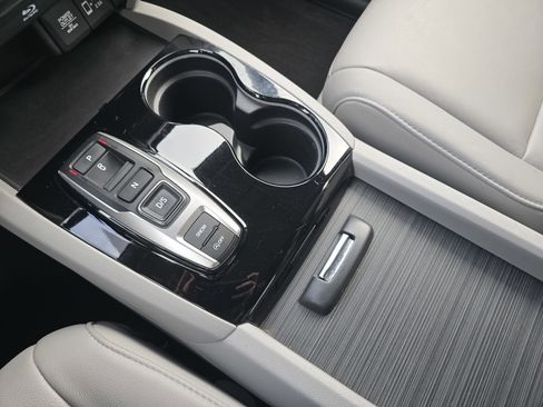 Used 2021 Honda Pilot Touring image 27