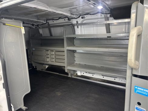 Used 2022 Ford Transit 250 Low Roof RWD image 14