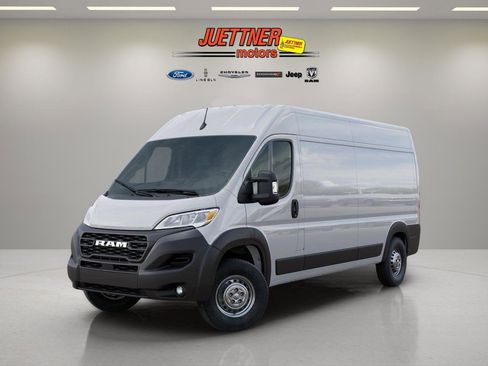 New 2025 RAM ProMaster 2500 w/ Convenience Group image 3