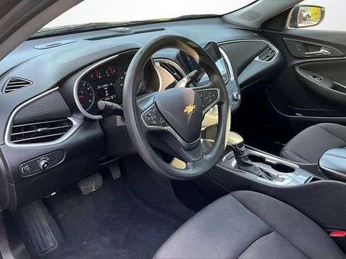 Used 2023 Chevrolet Malibu LT image 17