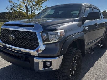 Used 2020 Toyota Tundra SR5 w/ SR5 Upgrade Package