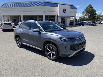 New 2026 Volkswagen Tiguan SE
