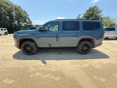 New 2026 Jeep Grand Wagoneer Limited AWD/4WD image 2