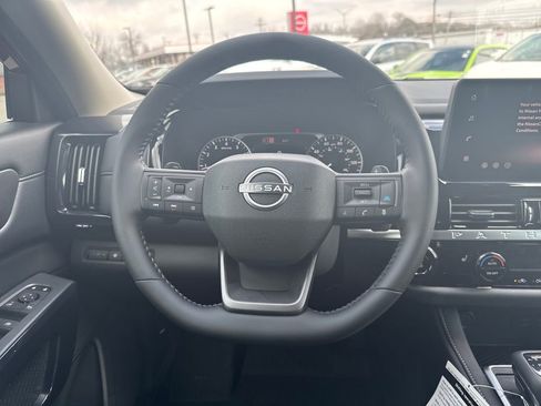 New 2026 Nissan Pathfinder SV AWD/4WD image 15