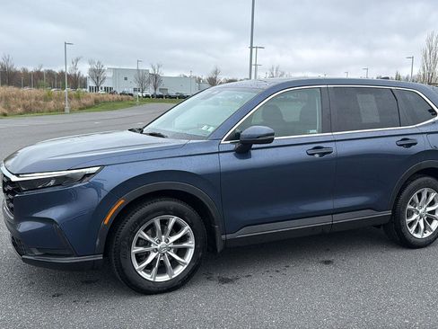 Used 2023 Honda CR-V EX image 13