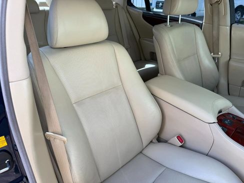 Used 2012 Lexus LS 460 w/ Luxury Value Edition image 45