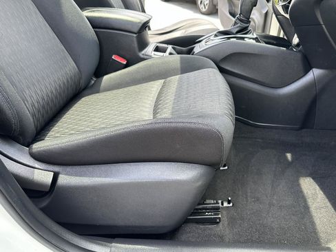 Used 2017 Nissan Rogue SV AWD/4WD image 44