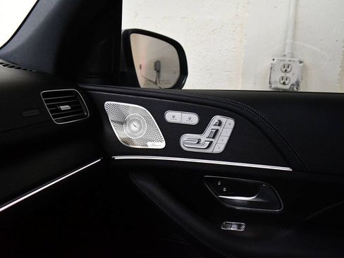 Used 2024 Mercedes-Benz GLE 450 4MATIC image 29