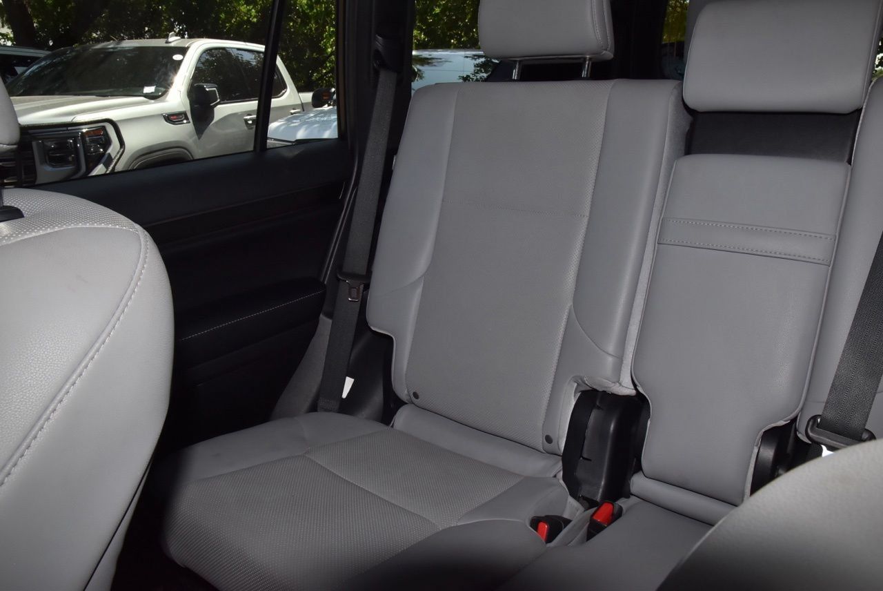 Used 2023 Lexus GX 460 w/ Black Line Special Edition AWD/4WD image 20