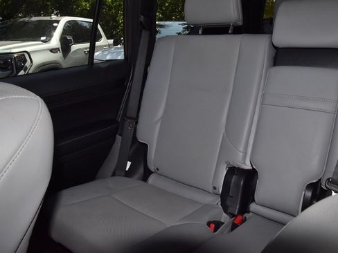 Used 2023 Lexus GX 460 w/ Black Line Special Edition AWD/4WD image 20