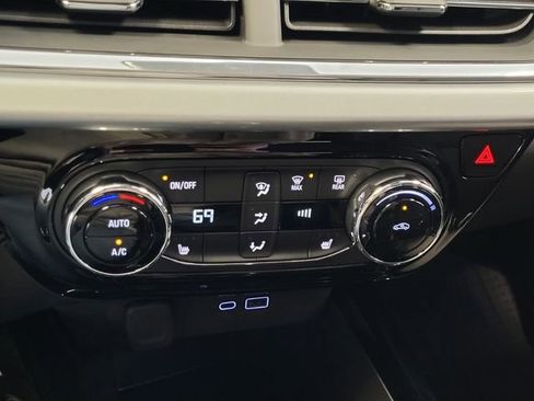 New 2026 Chevrolet Trax LT w/ Driver Confidence Package image 19