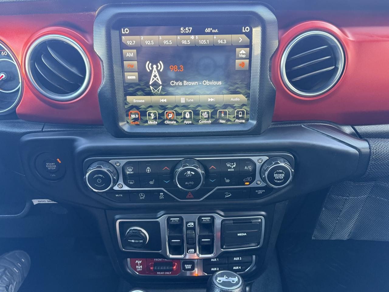 Used 2018 Jeep Wrangler Unlimited Rubicon AWD/4WD image 21