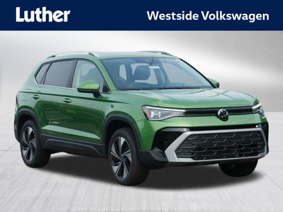 New 2025 Volkswagen Taos SE