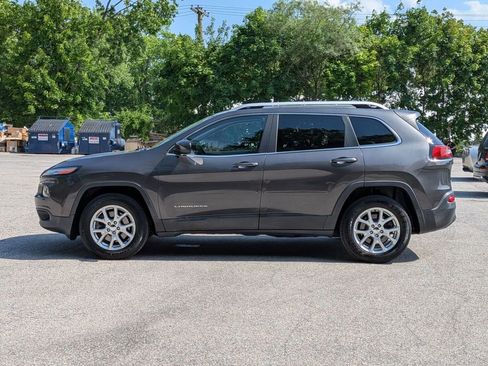 Used 2014 Jeep Cherokee Latitude w/ Comfort/Convenience Group AWD/4WD image 9